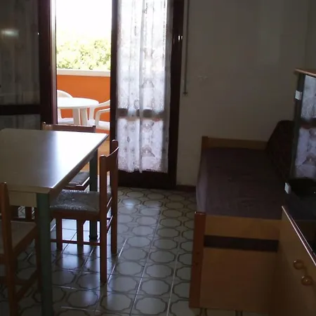 公寓 Practical With Balcony - Beahost