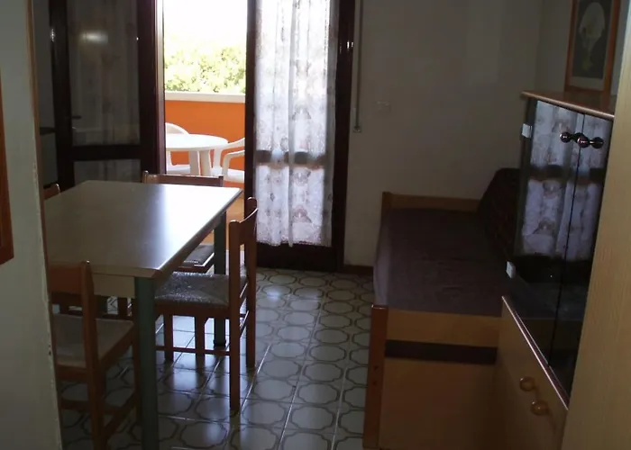 Apartman Practical With Balcony - Beahost